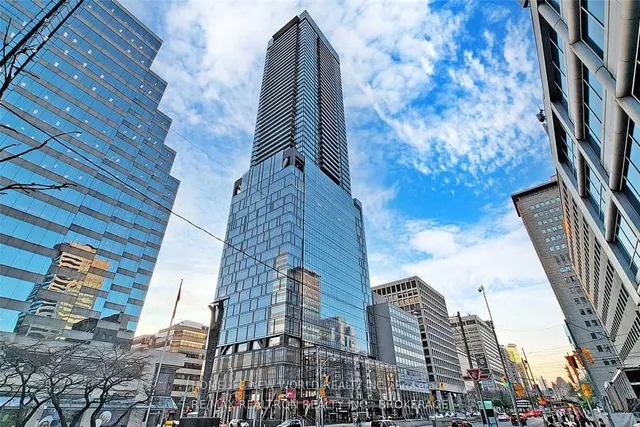 488 University Ave Unit 3101