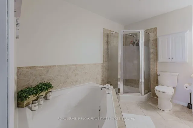 Additional image 19 of 66 Foxborough Dr