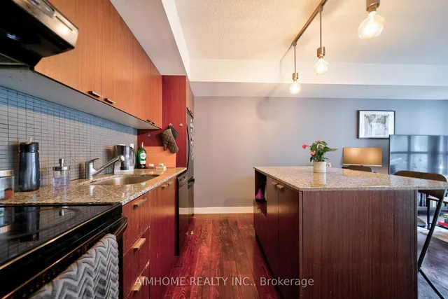 Additional image 9 of 110 Charles St Unit 401