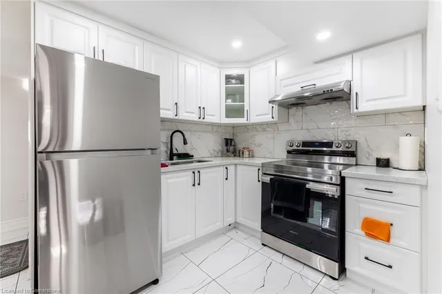 Additional image 41 of 55 Purple Sage Dr