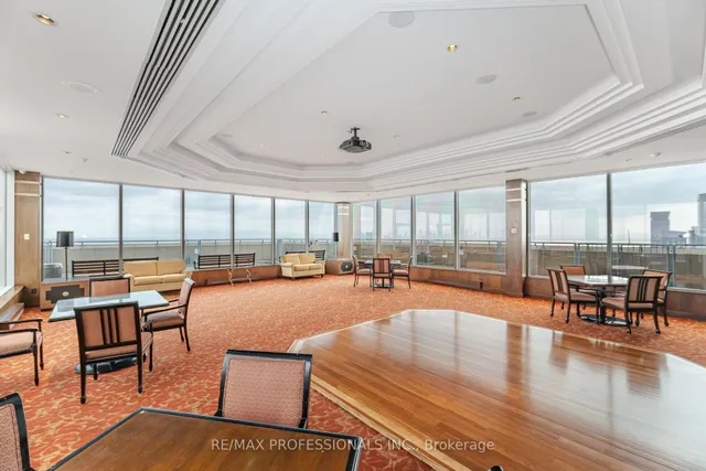 Additional image 39 of 1 Palace Pier Crt Unit 2106