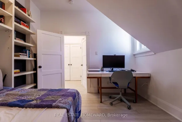 Additional image 28 of 98 Edwin Ave