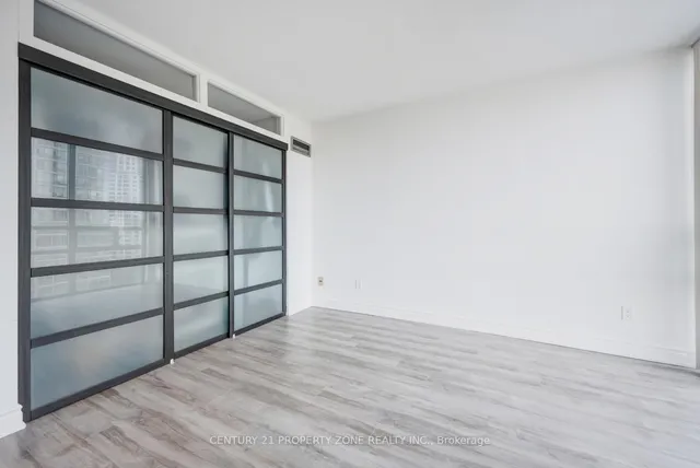 Additional image 29 of 50 Eglinton Ave Unit 1106