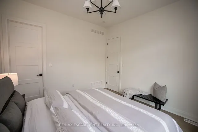 Additional image 16 of 11 Primrose St