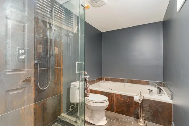 Additional image 42 of 25 Vancho Cres
