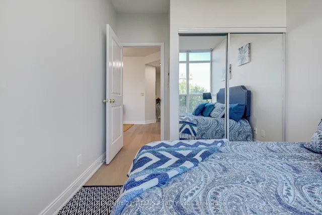 Additional image 33 of 90 Absolute Ave Unit 503