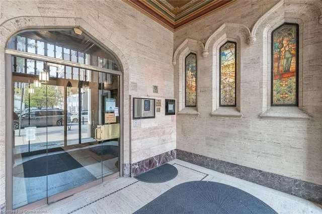 Additional image 5 of 36 James St Unit 905