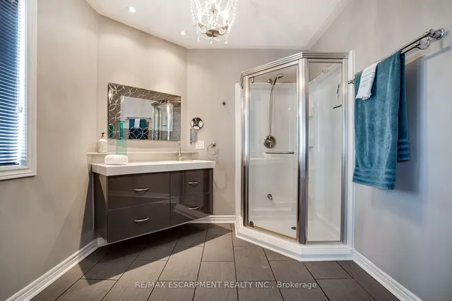 Additional image 32 of 100 Beddoe Dr Unit 27