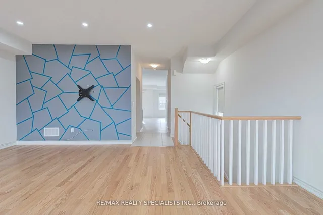 Additional image 9 of 44 Sky Harbour Dr