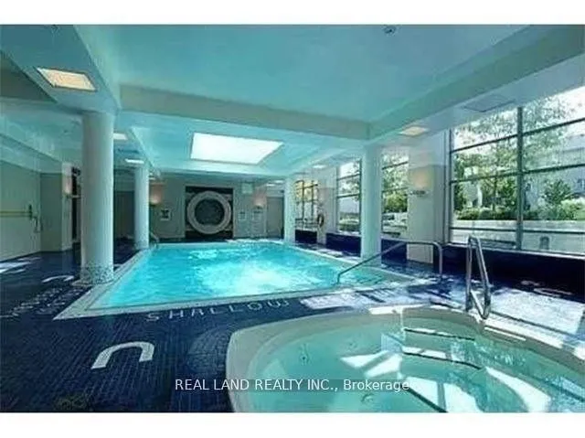 Additional image 15 of 30 Herons Hill Way Unit 807