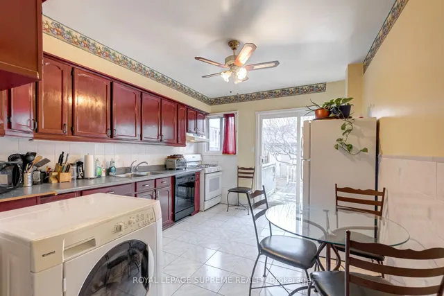 Additional image 10 of 112 Wallace Ave