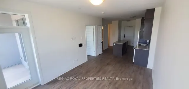 Additional image 8 of 95 Dundas St Unit 111