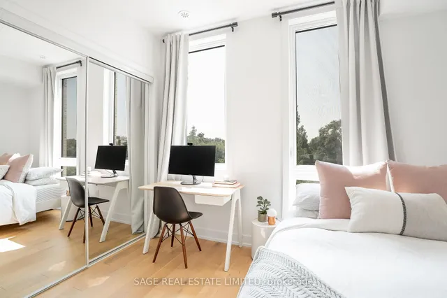 Additional image 30 of 38 Perth Ave