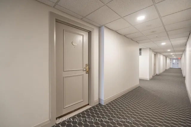 Additional image 12 of 2737 Keele St Unit 629