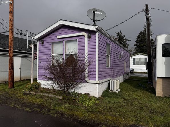 12726 SE Division St UNIT 17, Portland, OR 97236