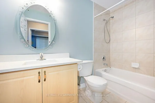 Additional image 25 of 2000 Creekside Dr Unit 501