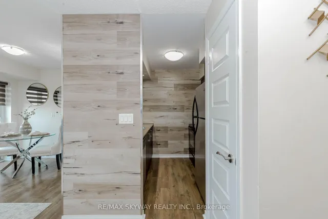 Additional image 13 of 215 Queen St Unit 403