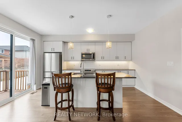 Additional image 22 of 107 Starfire Cres