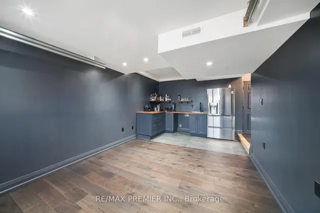 Additional image 27 of 122 Robert Hicks Dr