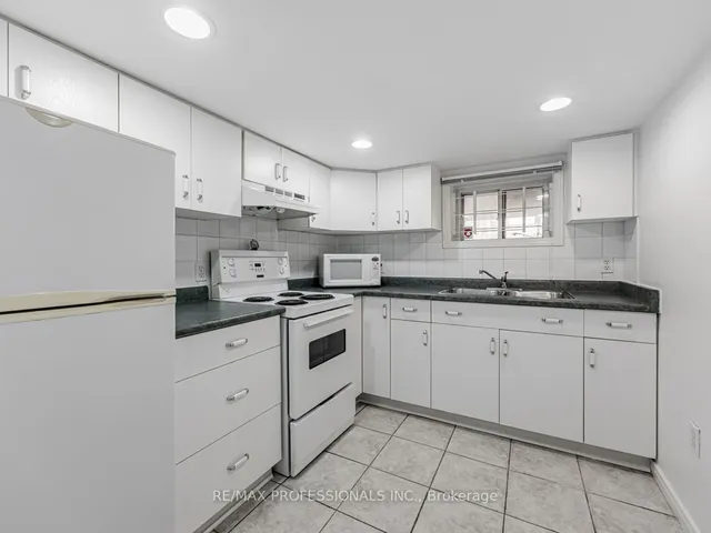 Additional image 25 of 1061 Greenwood Ave