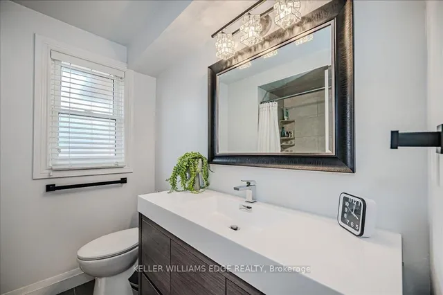 Additional image 31 of 3235 Wentworth St