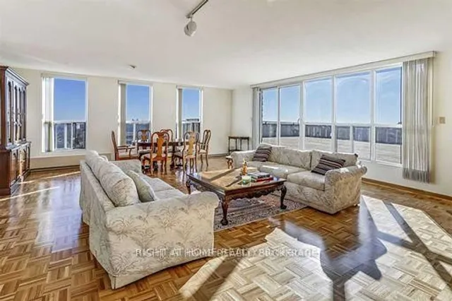 Additional image 10 of 130 Neptune Dr Unit 1601