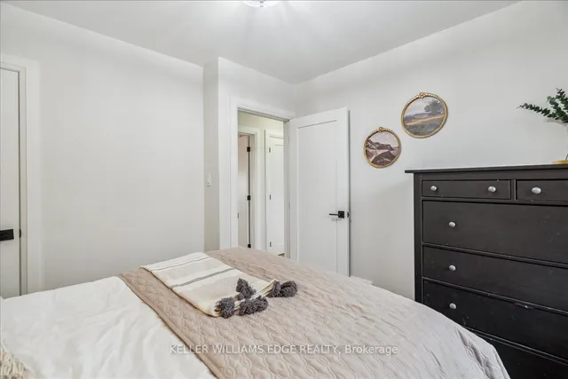 Additional image 20 of 4 Fernwood Cres