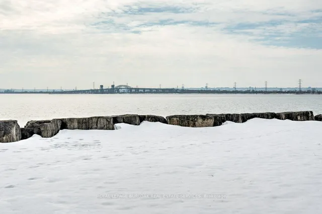 Additional image 22 of 2210 Lakeshore Rd Unit 704