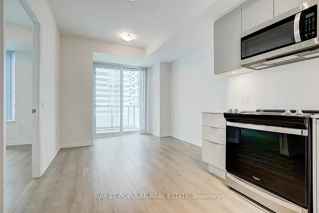 Additional image 9 of 50 Dunfield Ave Unit 812