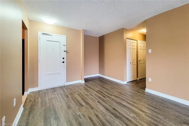 Additional image 33 of 1966 Main St Unit 402