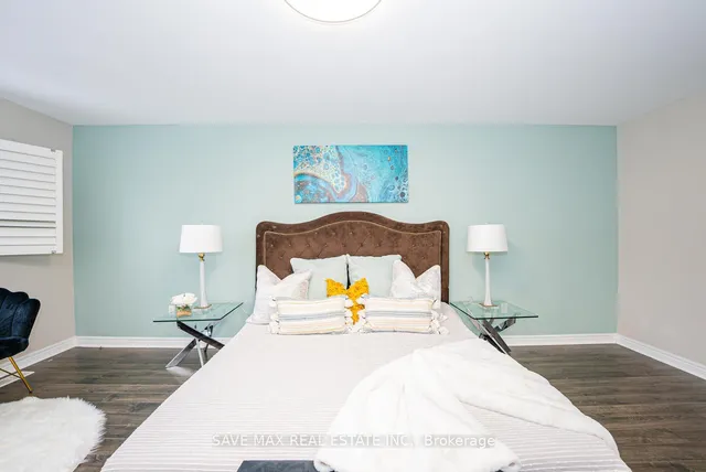 Additional image 23 of 27 Messina Ave