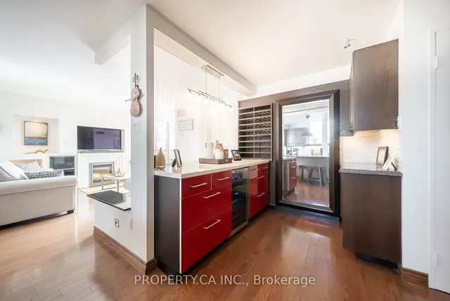 Additional image 12 of 95 Lombard St Unit 801