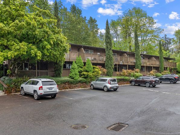1025 SW Bertha Blvd APT 1, Portland, OR 97219
