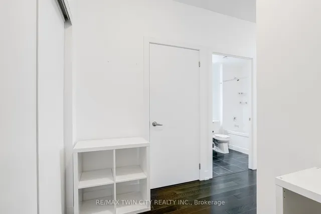 Additional image 7 of 1638 Bloor St Unit 709