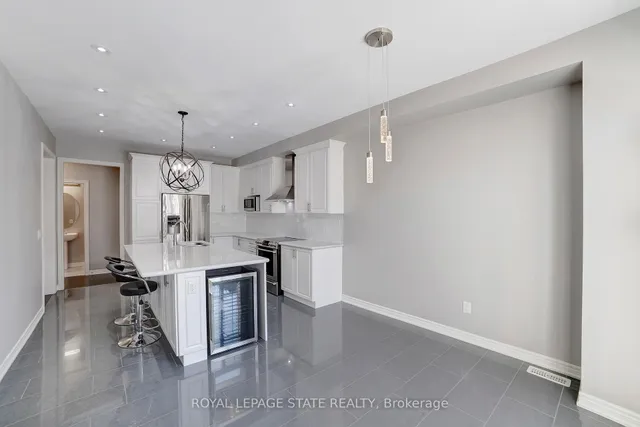 Additional image 13 of 51 Narbonne Cres
