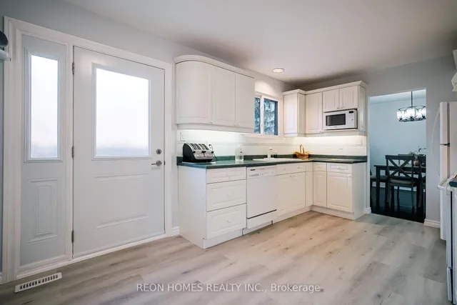 Additional image 13 of 50 Chapais Cres