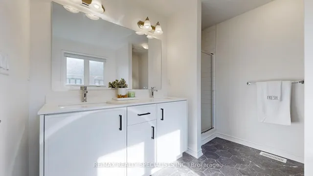 Additional image 19 of 462 Bergamot Ave