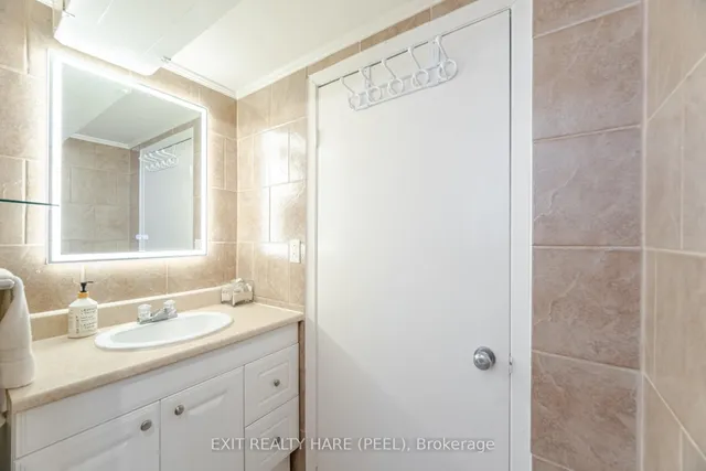 Additional image 43 of 112 Ecclestone Dr