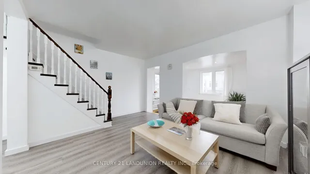 Additional image 7 of 343 Kipling Ave