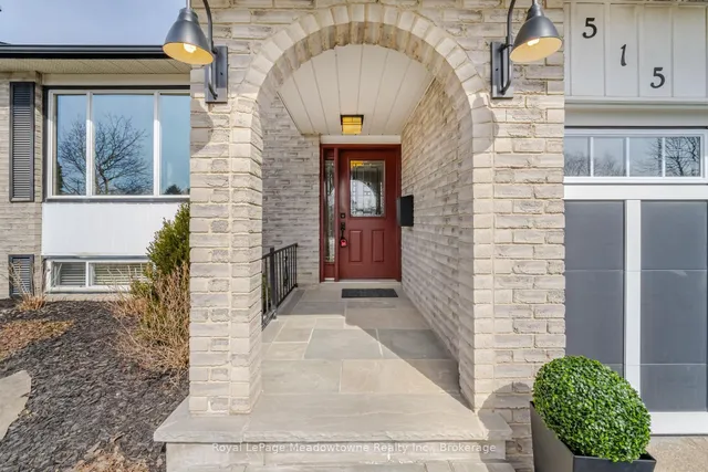 Additional image 12 of 515 Clover Park Cres