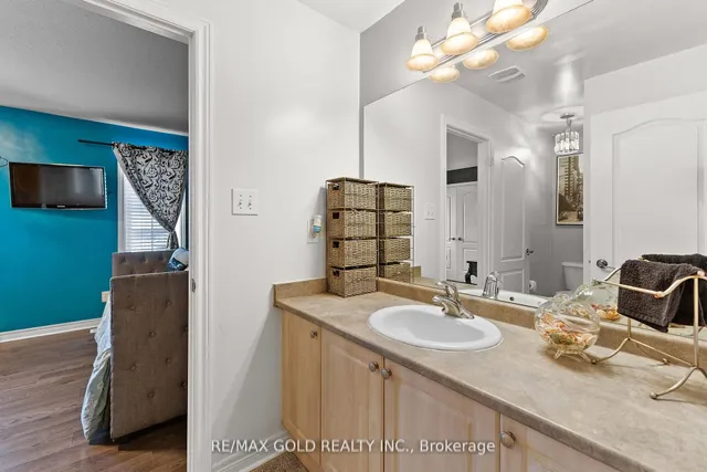 Additional image 34 of 7 Powell Dr