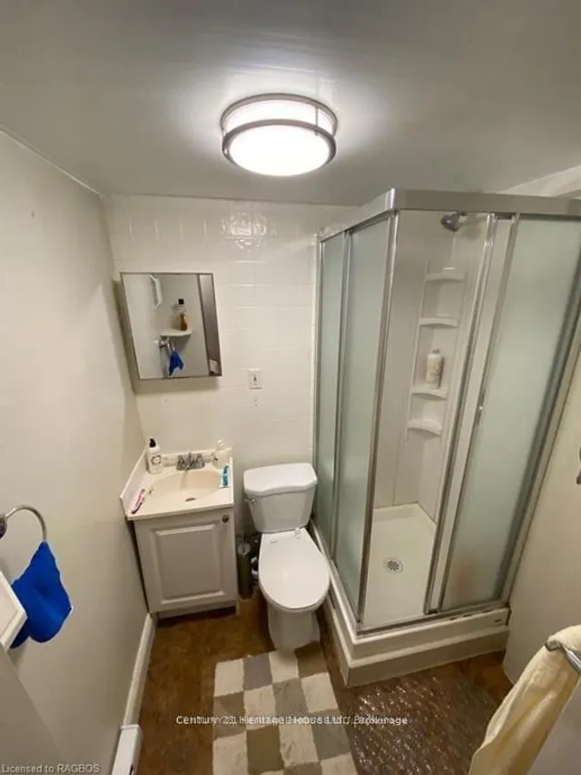 Additional image 11 of 165 Margaret Ave