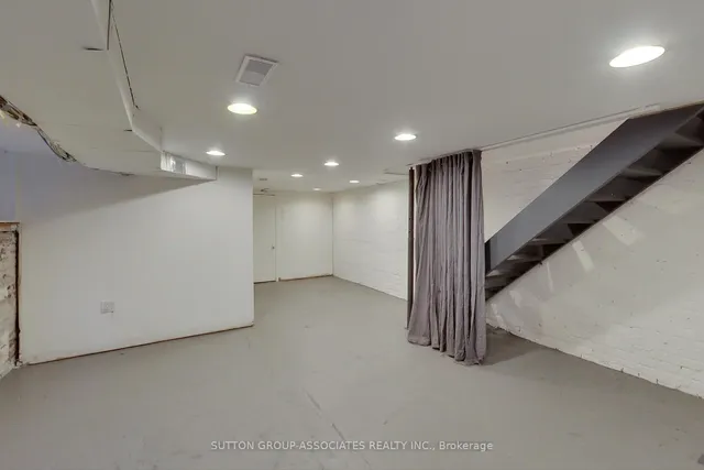 Additional image 33 of 42 Ellsworth Ave