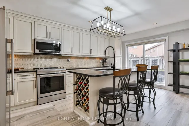 Additional image 11 of 25 Rockford Ru