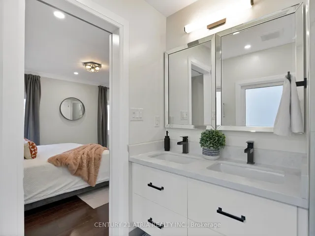 Additional image 23 of 72 Redwood Ave