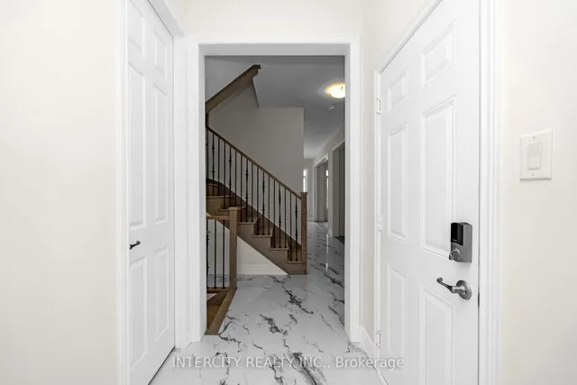 Additional image 4 of 60 Claremont Dr