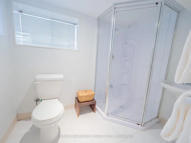 Additional image 46 of 163 Browning Ave