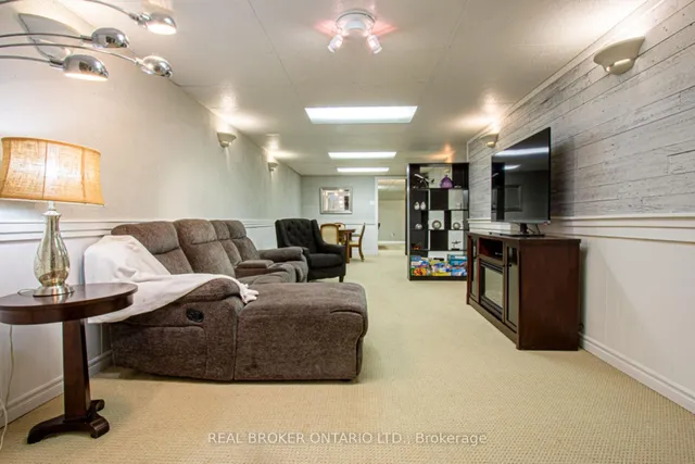 Additional image 31 of 15 Coachman Cres