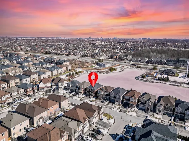 Additional image 39 of 26 Lloyd Cres