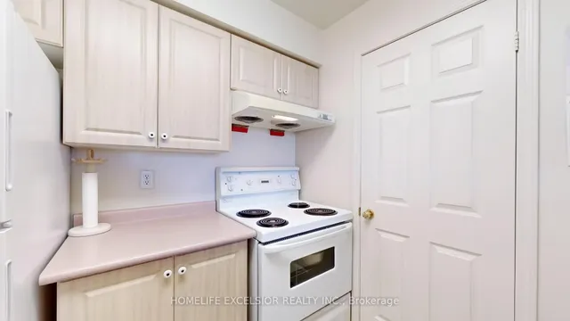 Additional image 17 of 5039 Finch Ave Unit 708